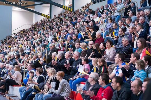 Kutnowscy koszykarze nie zawiedli. Wygrana z Krosnem