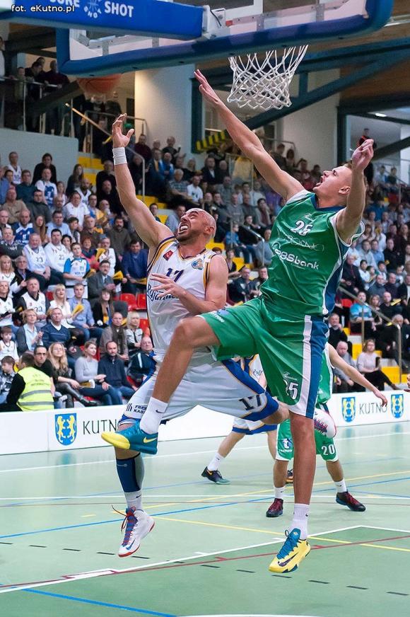 Kutnowscy koszykarze nie zawiedli. Wygrana z Krosnem