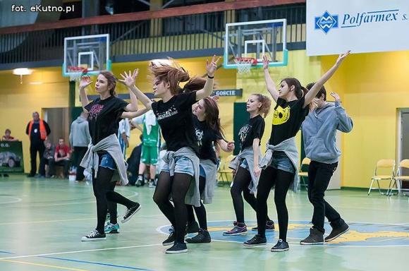 Kutnowscy koszykarze nie zawiedli. Wygrana z Krosnem