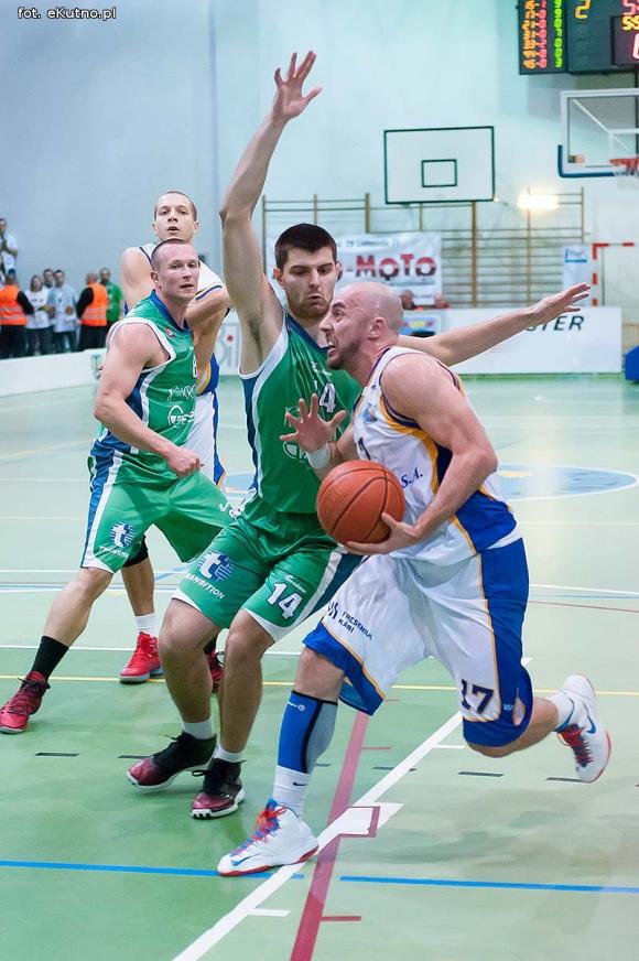 Kutnowscy koszykarze nie zawiedli. Wygrana z Krosnem