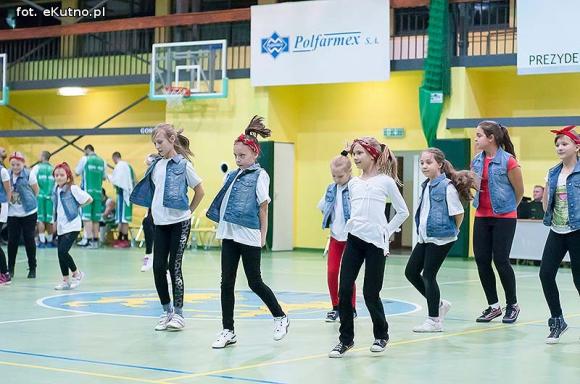 Kutnowscy koszykarze nie zawiedli. Wygrana z Krosnem