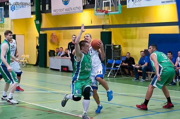 Kutnowscy koszykarze nie zawiedli. Wygrana z Krosnem