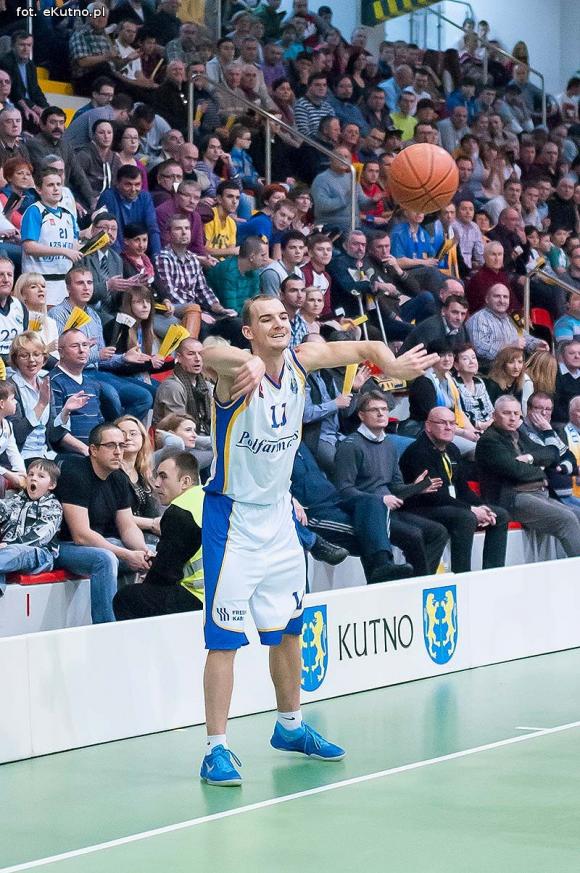 Kutnowscy koszykarze nie zawiedli. Wygrana z Krosnem