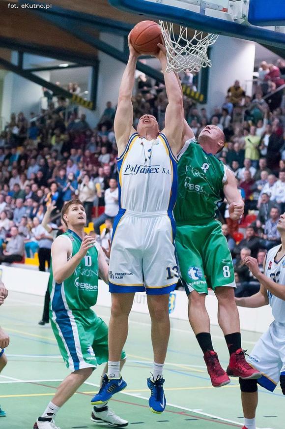Kutnowscy koszykarze nie zawiedli. Wygrana z Krosnem