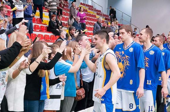 Kutnowscy koszykarze nie zawiedli. Wygrana z Krosnem