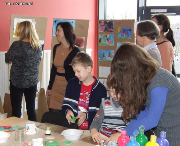 Autystyczny czyli kto? Autystyczny czyli jaki? Poznajmy autystów