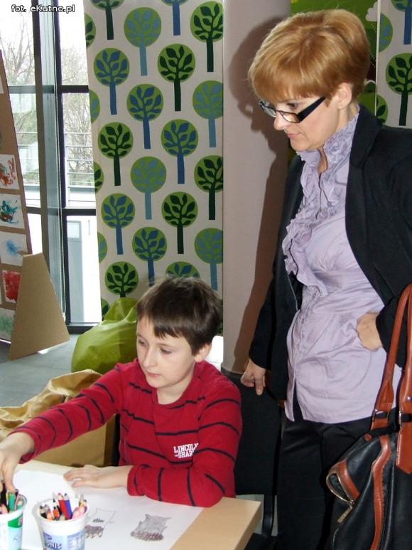 Autystyczny czyli kto? Autystyczny czyli jaki? Poznajmy autystów