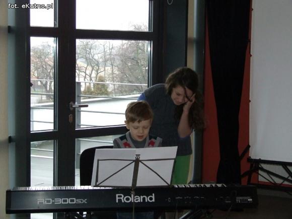 Autystyczny czyli kto? Autystyczny czyli jaki? Poznajmy autystów