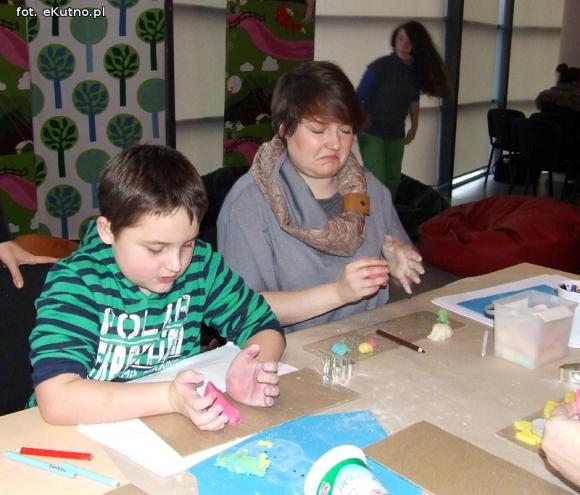 Autystyczny czyli kto? Autystyczny czyli jaki? Poznajmy autystów