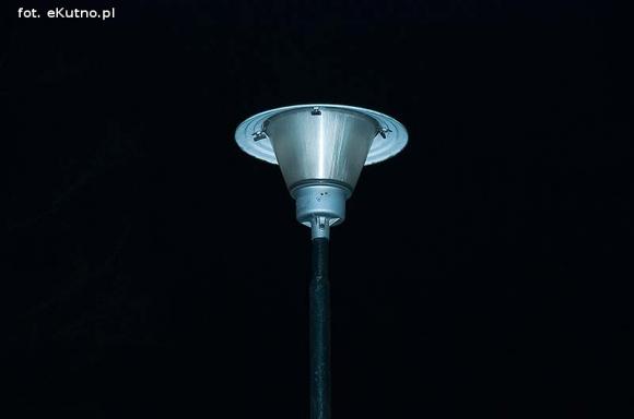 Ciemności między blokami na Chrobrego i Jagiełły zniknęły