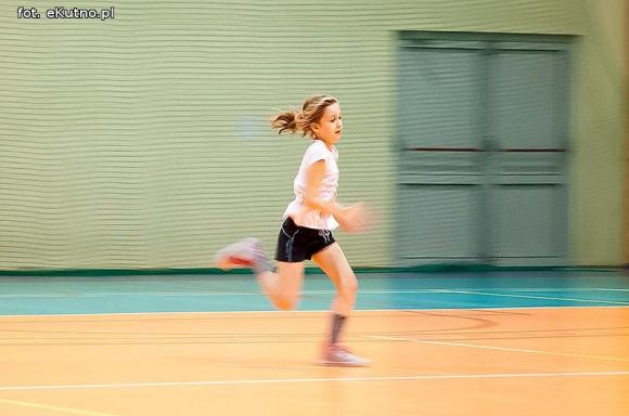 Nieprawda, że w Kutnie jest nudno: koszykówka od najmłodszych lat