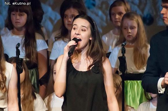 Piosenki z dzwonkami. Talenty muzyczne Młodzieżowego Domu Kultury