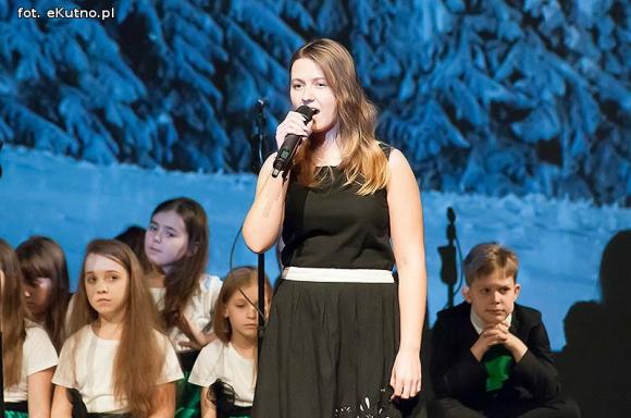 Piosenki z dzwonkami. Talenty muzyczne Młodzieżowego Domu Kultury