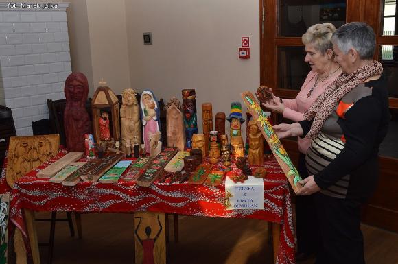 Wystawa rękodzieła seniorów