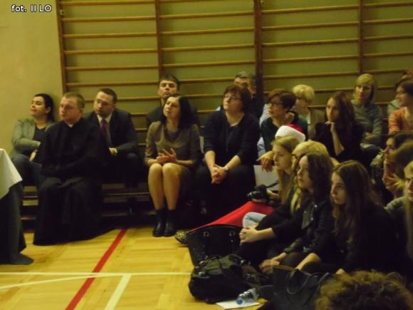 Na granicy czasu, którą określił Bóg dojrzewaniem Owocu w Niewieścim Ciele