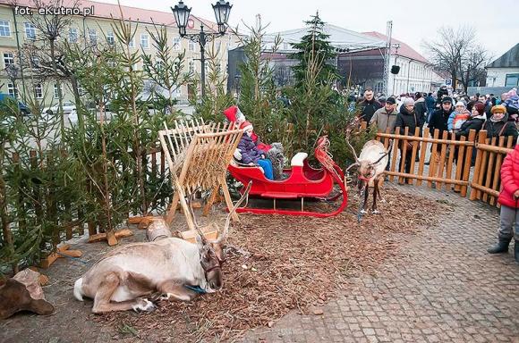 Święto miłości - błogosłowionych chwil w gronie rodzinnym. Wigilia pod Ratuszem