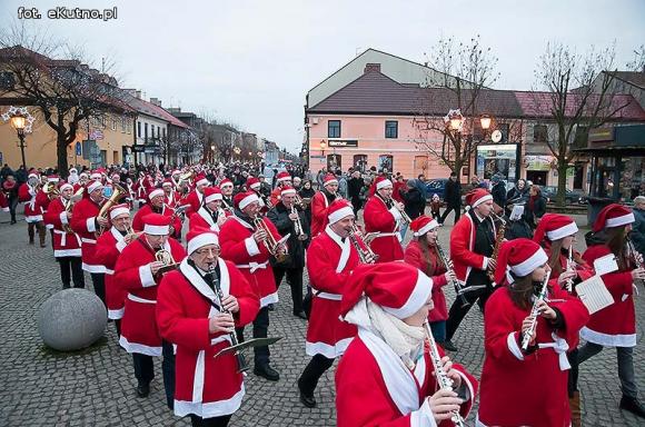 Święto miłości - błogosłowionych chwil w gronie rodzinnym. Wigilia pod Ratuszem