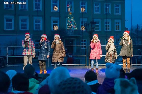 Święto miłości - błogosłowionych chwil w gronie rodzinnym. Wigilia pod Ratuszem