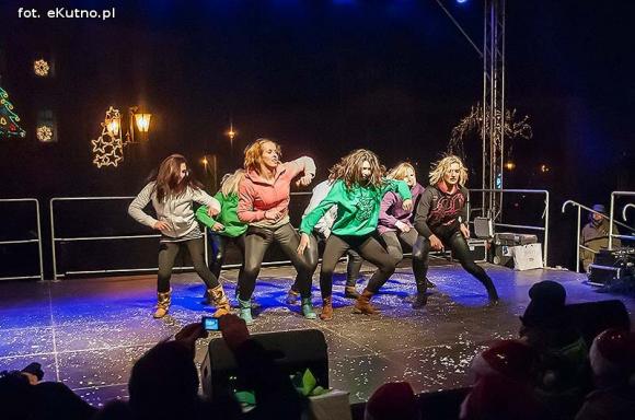 Święto miłości - błogosłowionych chwil w gronie rodzinnym. Wigilia pod Ratuszem