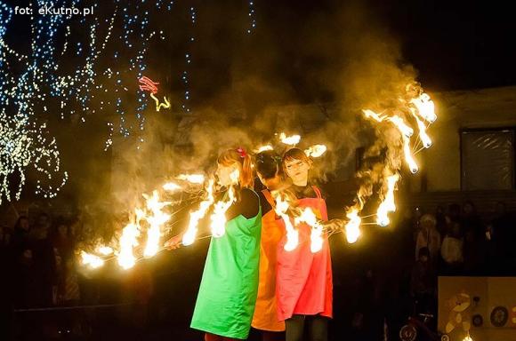 Święto miłości - błogosłowionych chwil w gronie rodzinnym. Wigilia pod Ratuszem