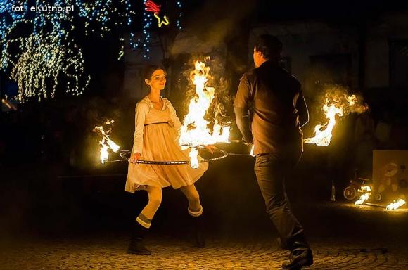 Święto miłości - błogosłowionych chwil w gronie rodzinnym. Wigilia pod Ratuszem