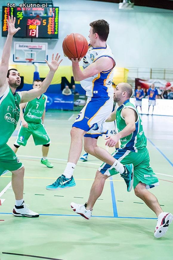 KKS Polfarmex Kutno wygrał Turniej Intermarche Basket Cup