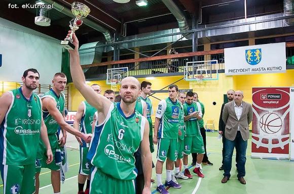 KKS Polfarmex Kutno wygrał Turniej Intermarche Basket Cup