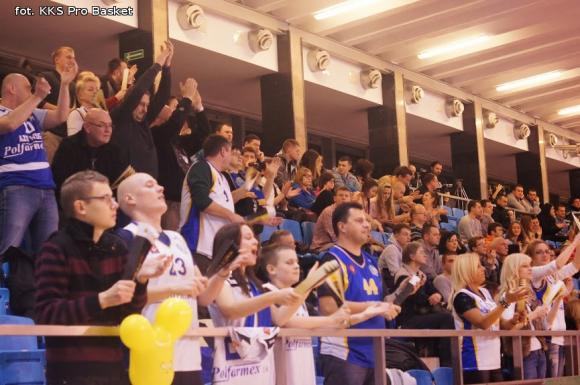 Niepokonani koszykarze z Kutna ulegli w Lublinie