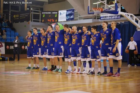 Niepokonani koszykarze z Kutna ulegli w Lublinie
