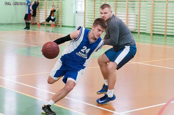  KALK: Faworyci wygrywają. Pingwiny nadal bez zwycięstwa