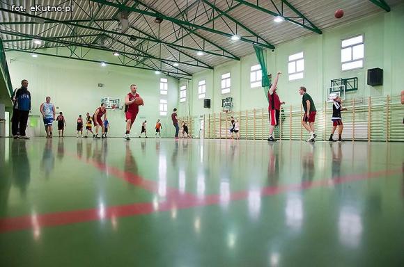  KALK: Faworyci wygrywają. Pingwiny nadal bez zwycięstwa