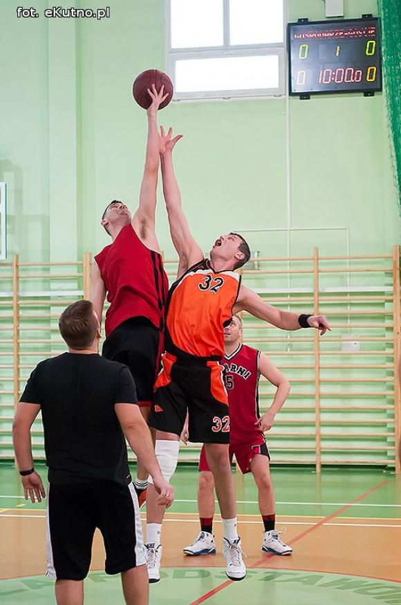  KALK: Faworyci wygrywają. Pingwiny nadal bez zwycięstwa