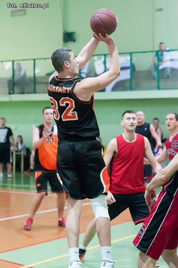  KALK: Faworyci wygrywają. Pingwiny nadal bez zwycięstwa