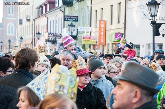 Chrystus Dobroczyńcą Wielu. Mieszkańcy Kutna w orszaku Trzech Króli