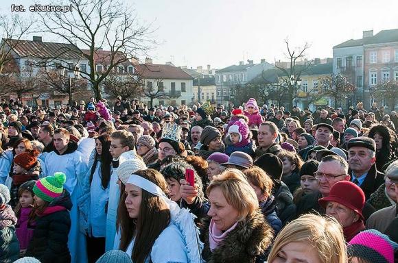 Chrystus Dobroczyńcą Wielu. Mieszkańcy Kutna w orszaku Trzech Króli