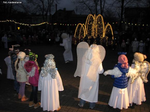 Reminiscencje: Krośniewice z aniołami pożegnały 2013 rok