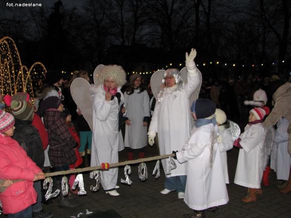 Reminiscencje: Krośniewice z aniołami pożegnały 2013 rok