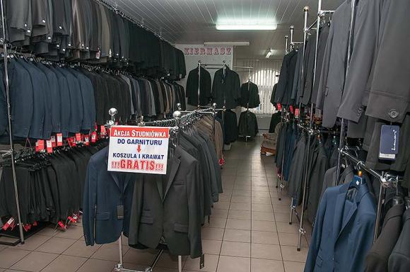 Z SZYKIEM na STUDNIÓWKĘ. Koszula gratis do garnituru