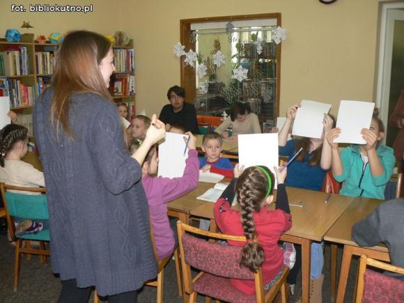 Magiczny decoupage i magia rysunku. Ferie w bibliotece