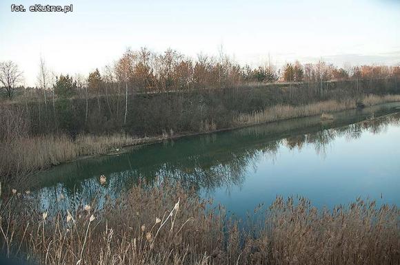 Kontrowersyjna rekultywacja wyrobisk w Kaszewach? Stowarzyszenie Czysta Okolica sprawdza