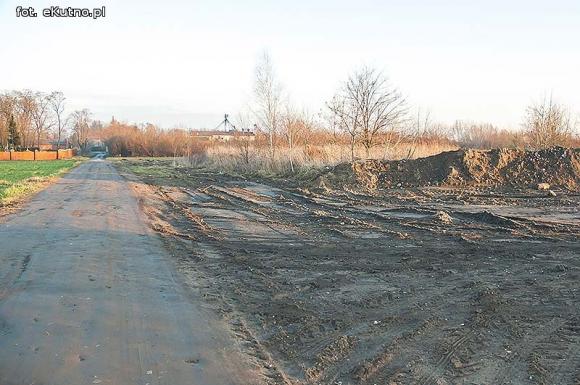 Kontrowersyjna rekultywacja wyrobisk w Kaszewach? Stowarzyszenie Czysta Okolica sprawdza