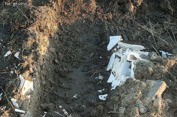 Kontrowersyjna rekultywacja wyrobisk w Kaszewach? Stowarzyszenie Czysta Okolica sprawdza