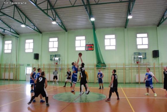 KALK: W meczu na szczycie Czarni ponownie wygrywają