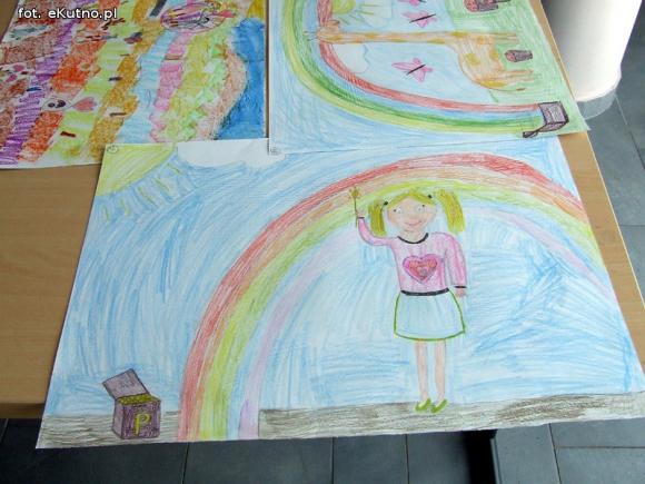 Laureaci Wielkiego Konkursu Plastycznego w domu kultury