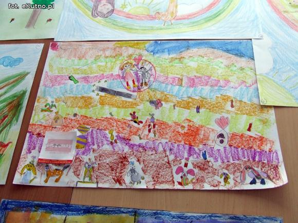 Laureaci Wielkiego Konkursu Plastycznego w domu kultury