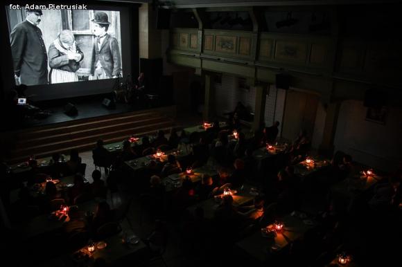 Inauguracja Klubu Filmowego w Domu Dochodowym. Zapraszamy na drugie spotkanie już w sobotę