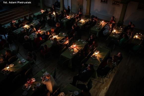 Inauguracja Klubu Filmowego w Domu Dochodowym. Zapraszamy na drugie spotkanie już w sobotę