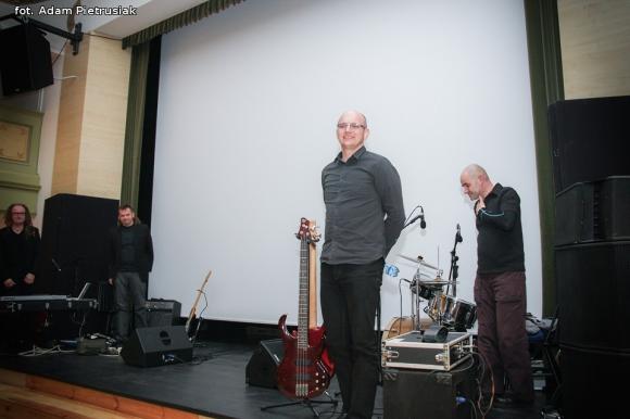 Inauguracja Klubu Filmowego w Domu Dochodowym. Zapraszamy na drugie spotkanie już w sobotę