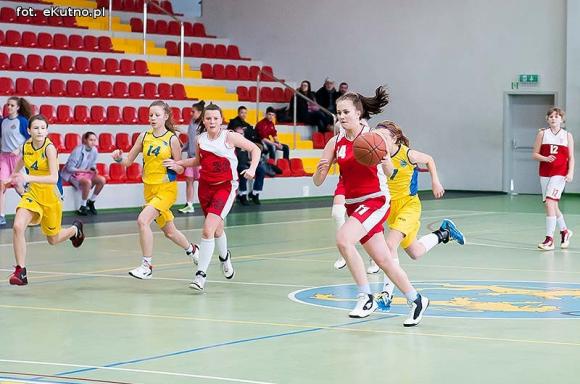 Młodziczki MKS Kutno wygrały z ŁKS KK Łódź