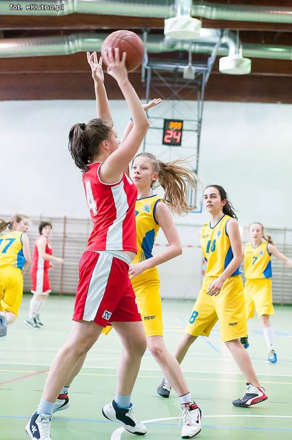 Młodziczki MKS Kutno wygrały z ŁKS KK Łódź